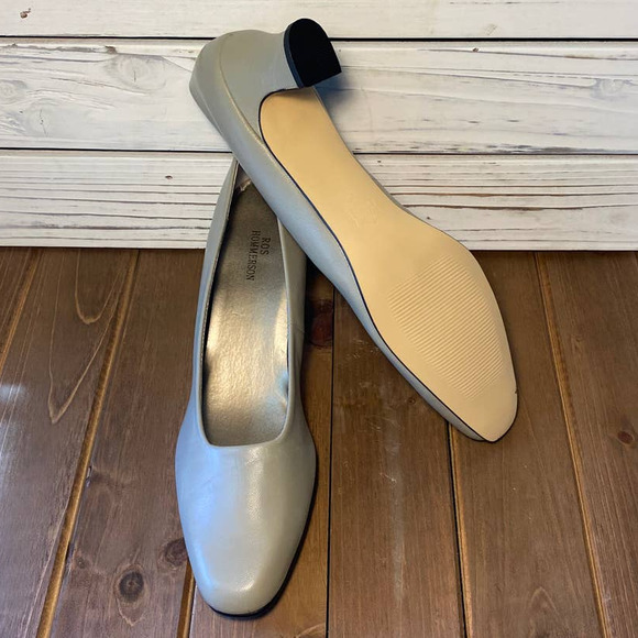 NIB Ros Hommerson Classic Heels Size 9.5 4A - Picture 5 of 5